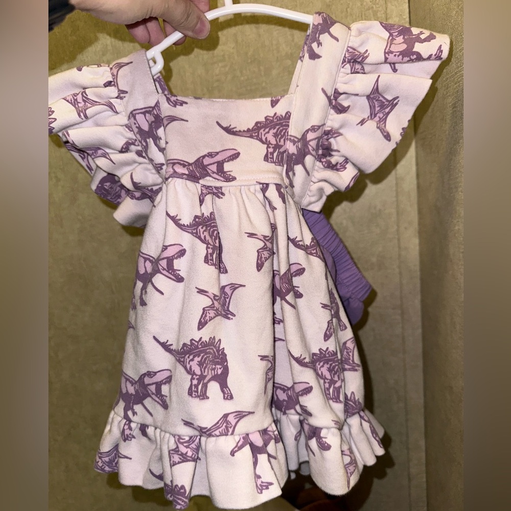 Kate Quinn 3-6 month outfit